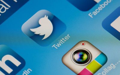 Comment les entreprises peuvent-elles utiliser les réseaux sociaux pour communiquer avec les investisseurs en bourse?