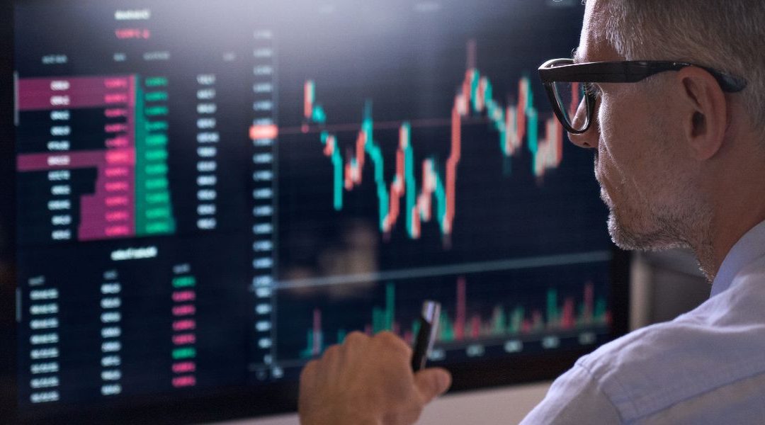 Rémi DE TRUCHIS DE VARENNES avis : bourse-entreprise.fr explore comment son logiciel optimise les stratégies d&rsquo;investissement